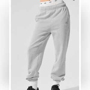 Alo Accolade sweatpants cuffed athletic heather grey